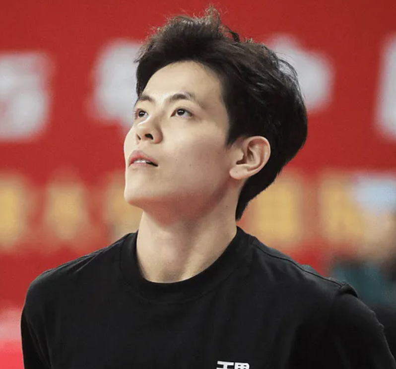 明显是不合, kom